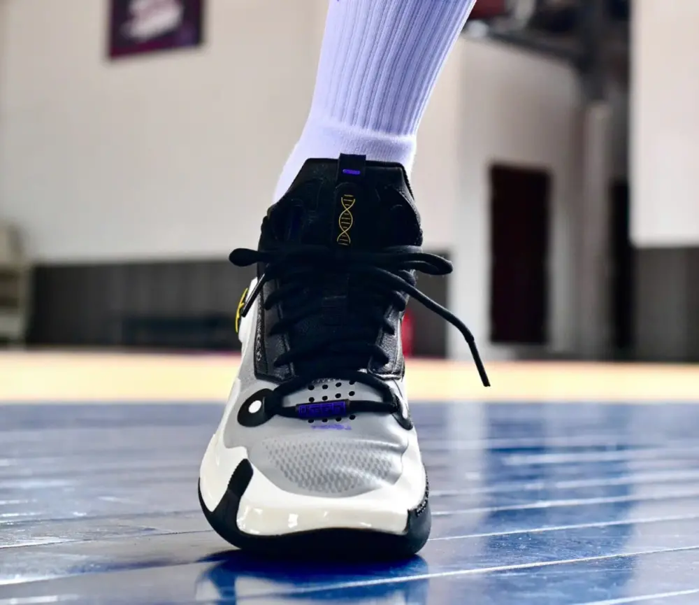 Alternative view of Giày Lining Way Of Wade 10 Low ‘Crab Shell’ ABAS083-9