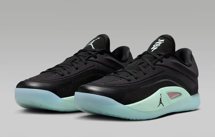 Alternative view of Giày Nike Air Jordan Zion 4 ‘Black Bright Crimson’ FD0591-007