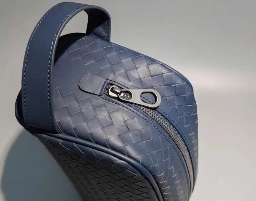 Túi Nam Bottega Veneta Calfskin Clutch Regular 'Dark Blue' 244706V46514013 - Ảnh 4