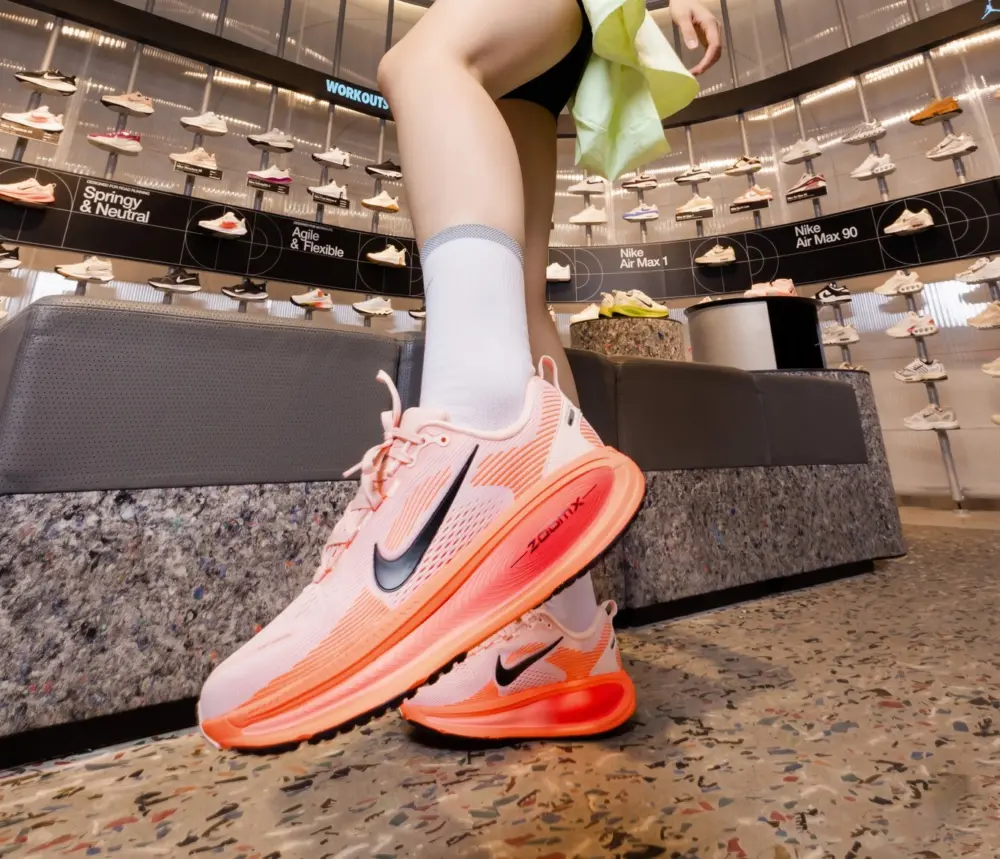 Giày Nike Vomero 18 'Echo Pink' HM6804-600 - Ảnh 8