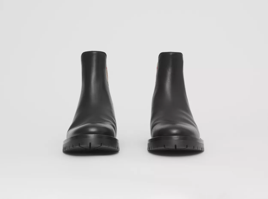 Alternative view of Giày Burberry Vintage Leather Chelsea Boots 'Black' 80423631