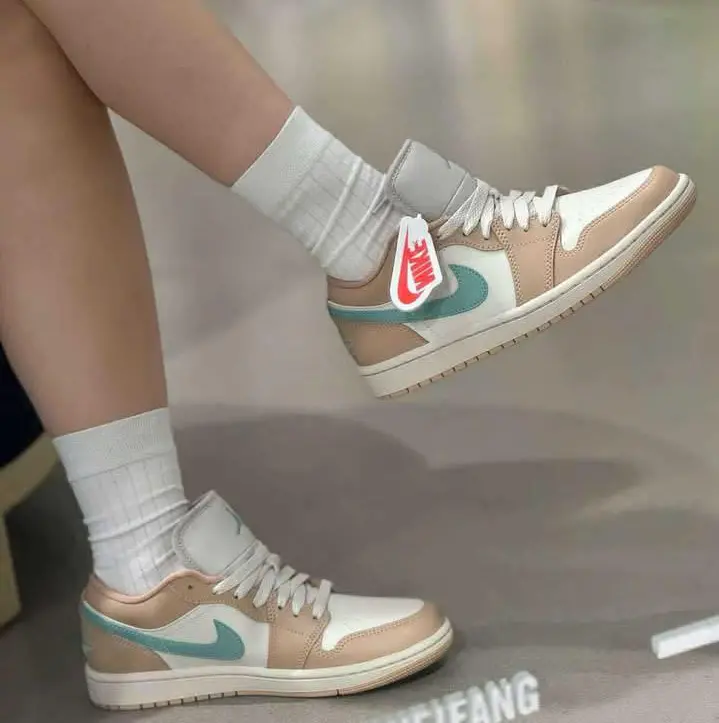 Giày Nike Air Jordan 1 Low ‘Light Brown’ DC0774-130 - Ảnh 7