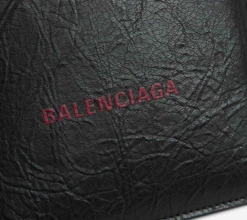 Alternative view of Ví Balenciaga Logo Detailed Cash Square Folded ‘Black’ 5945492AAOD2AAOD