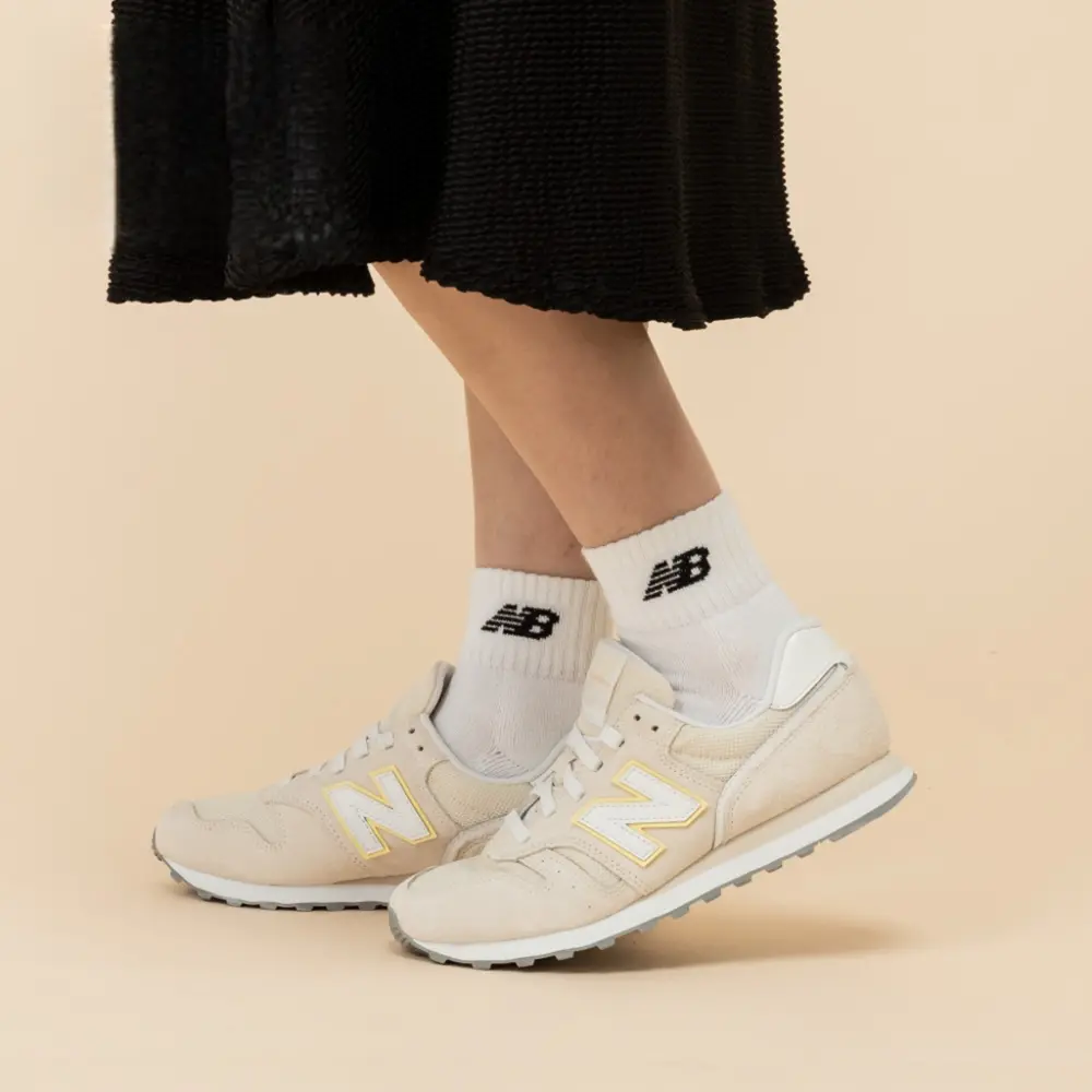 Alternative view of Giày New Balance 373 v1 ‘Light Weight Off-White’ WL373SR2