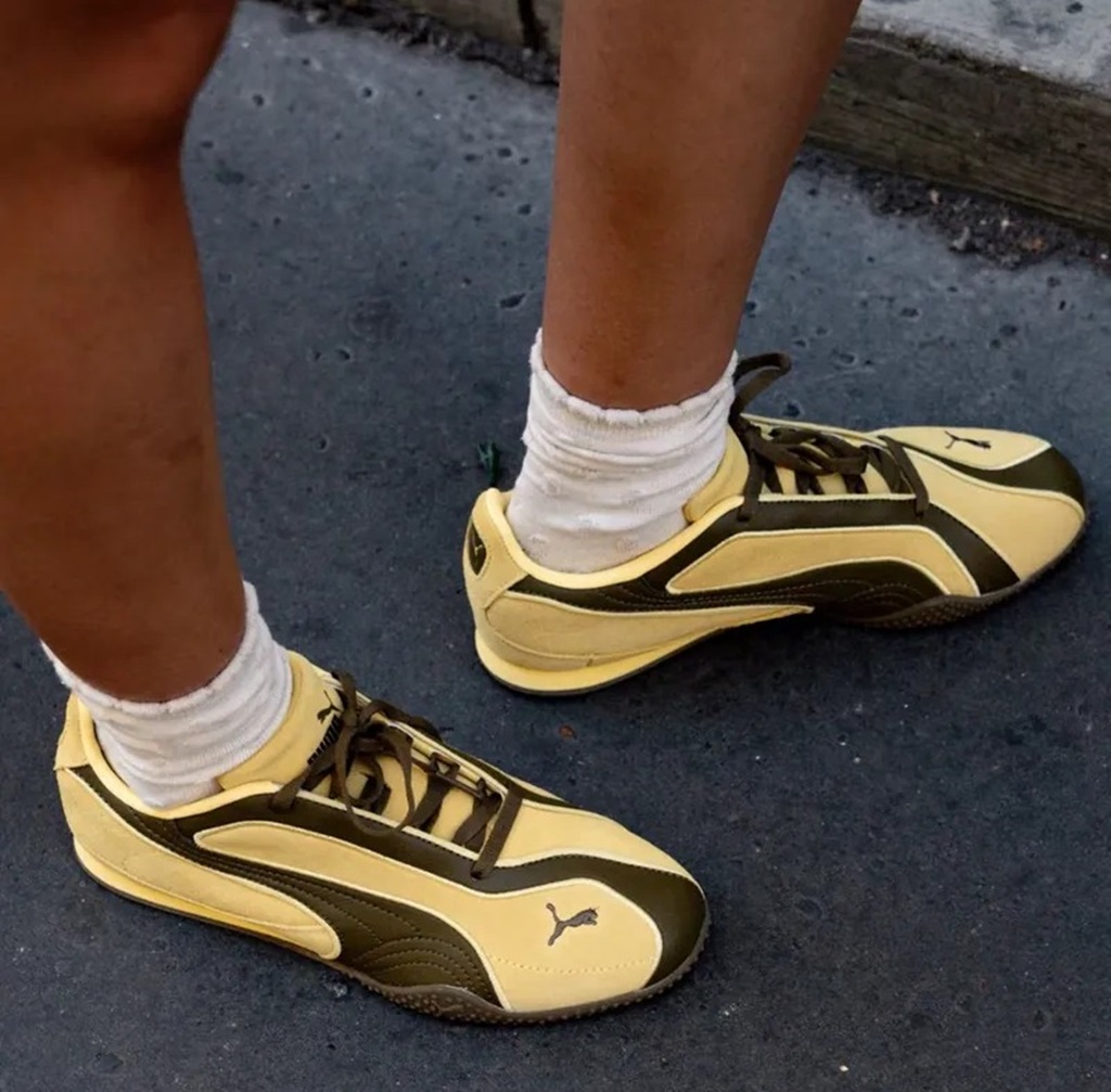 Alternative view of Giày Puma Bella V2 Suede ‘Yellow Brown’ 404709-04