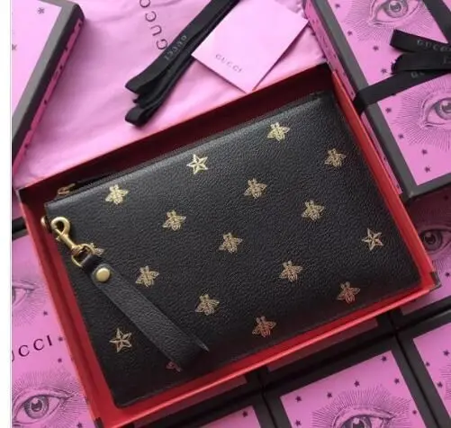 Alternative view of Túi Gucci Bee Star Leather Pouch 'Black' 495066-DJ2KT-8474