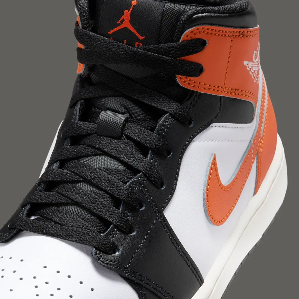 Alternative view of Giày Nike Air Jordan 1 Mid ‘Black Toe Starfish’ DQ8426-801