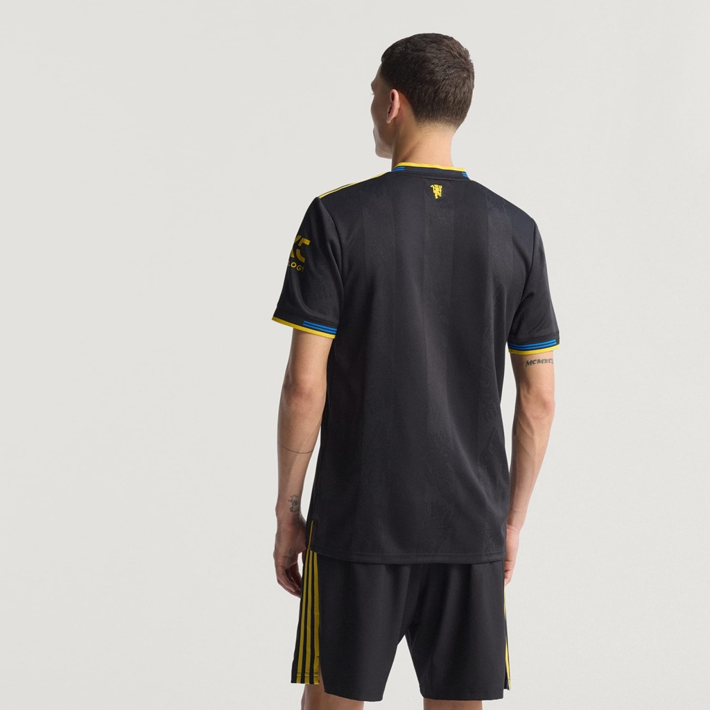 Áo Adidas Manchester United 2025/26 ‘Black’ JI7419 - Ảnh 5