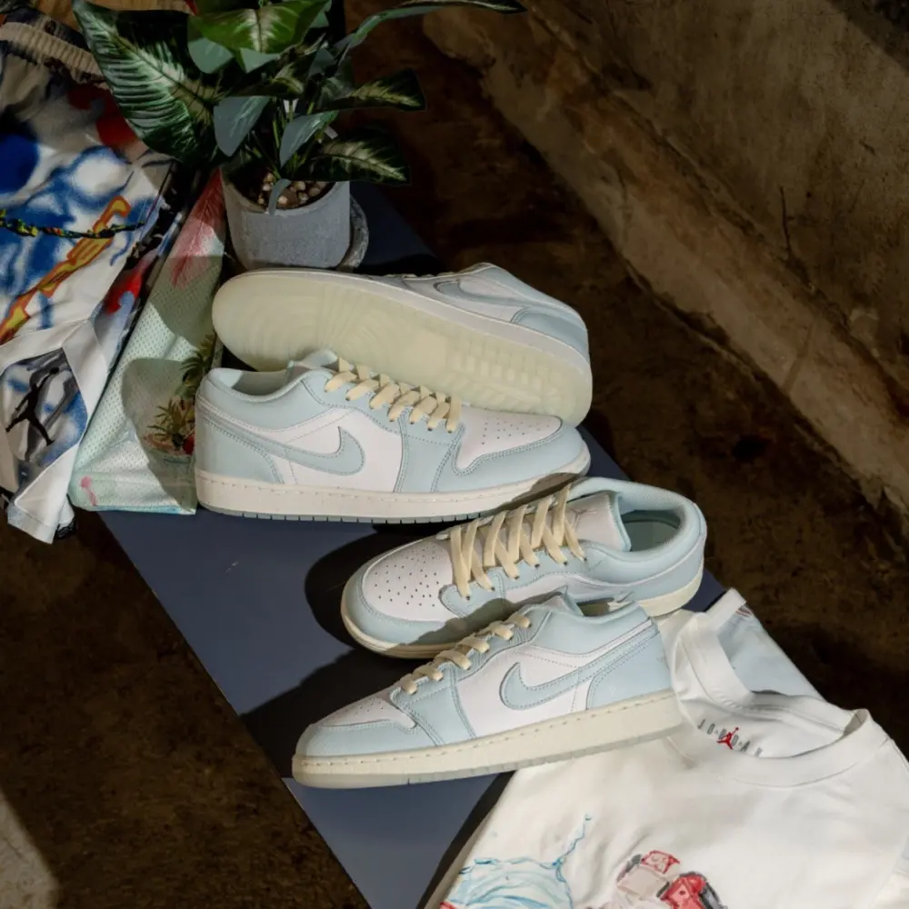 Giày Nike Air Jordan 1 Low ‘Glacier Blue’ HJ5999-400 - Ảnh 4