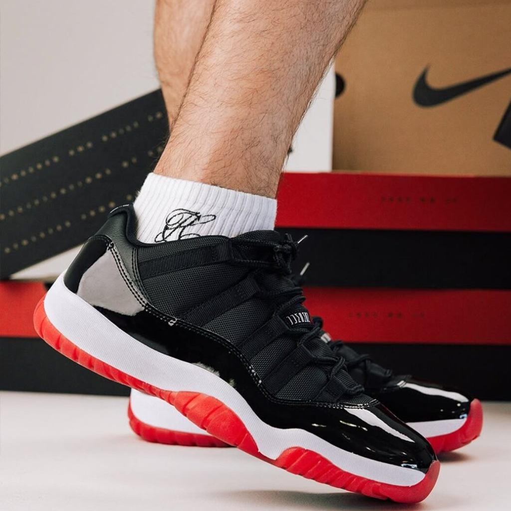 Giày Nike Air Jordan 11 Retro Low 2025 ‘Bred’ FV5104-006 - Ảnh 2
