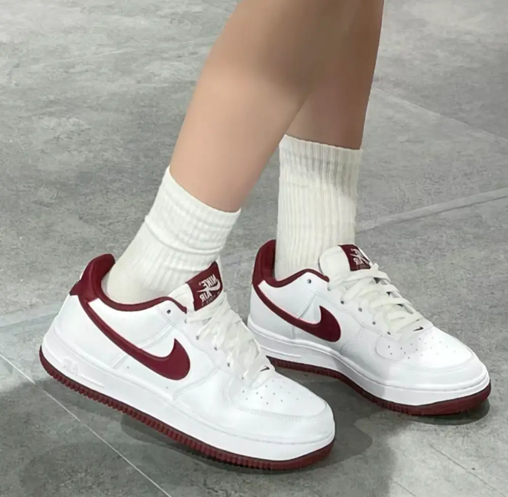 Alternative view of Giày Nike Air Force 1 LV8 ‘White Red’ FV5948-105