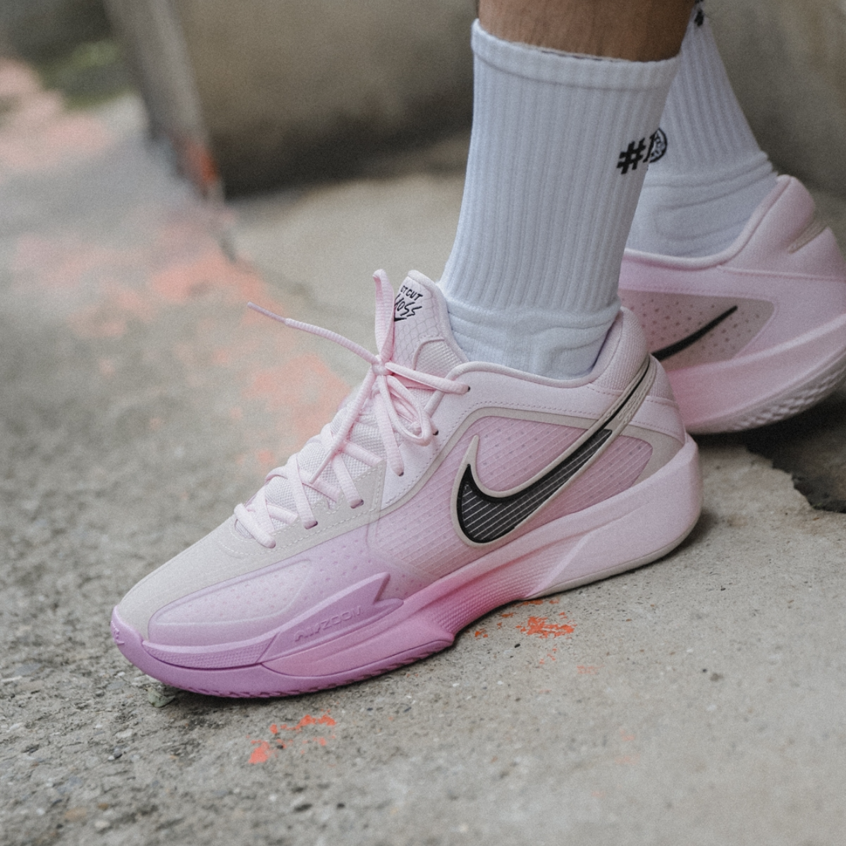 Alternative view of Giày Nike GT Cut Cross ‘Think Pink’ HF0231-601