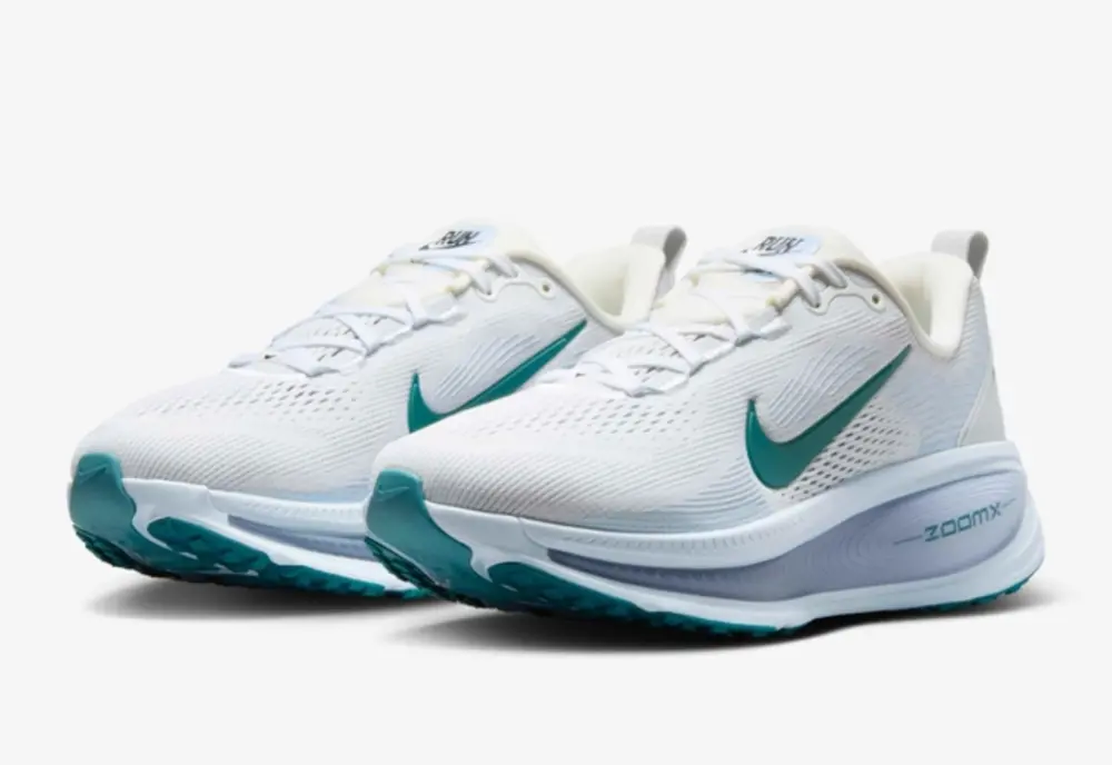 Alternative view of Giày Nike Women’s Vomero 18 ‘Summit White Blue Tint’ HM6804-103