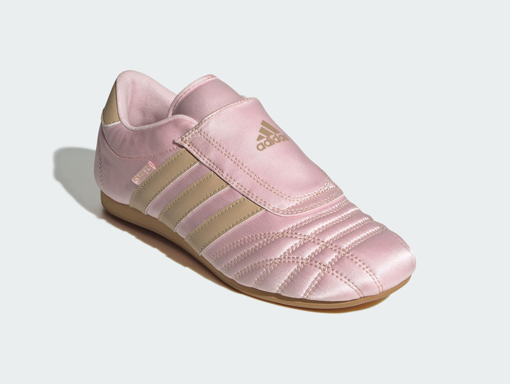 Alternative view of Giày Adidas Taekwondo 'Clear Pink' JQ8209