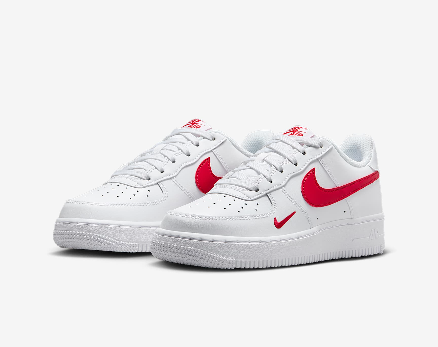 Alternative view of Giày Nike Air Force 1 LV8 ‘White University Red’ FV7020-101