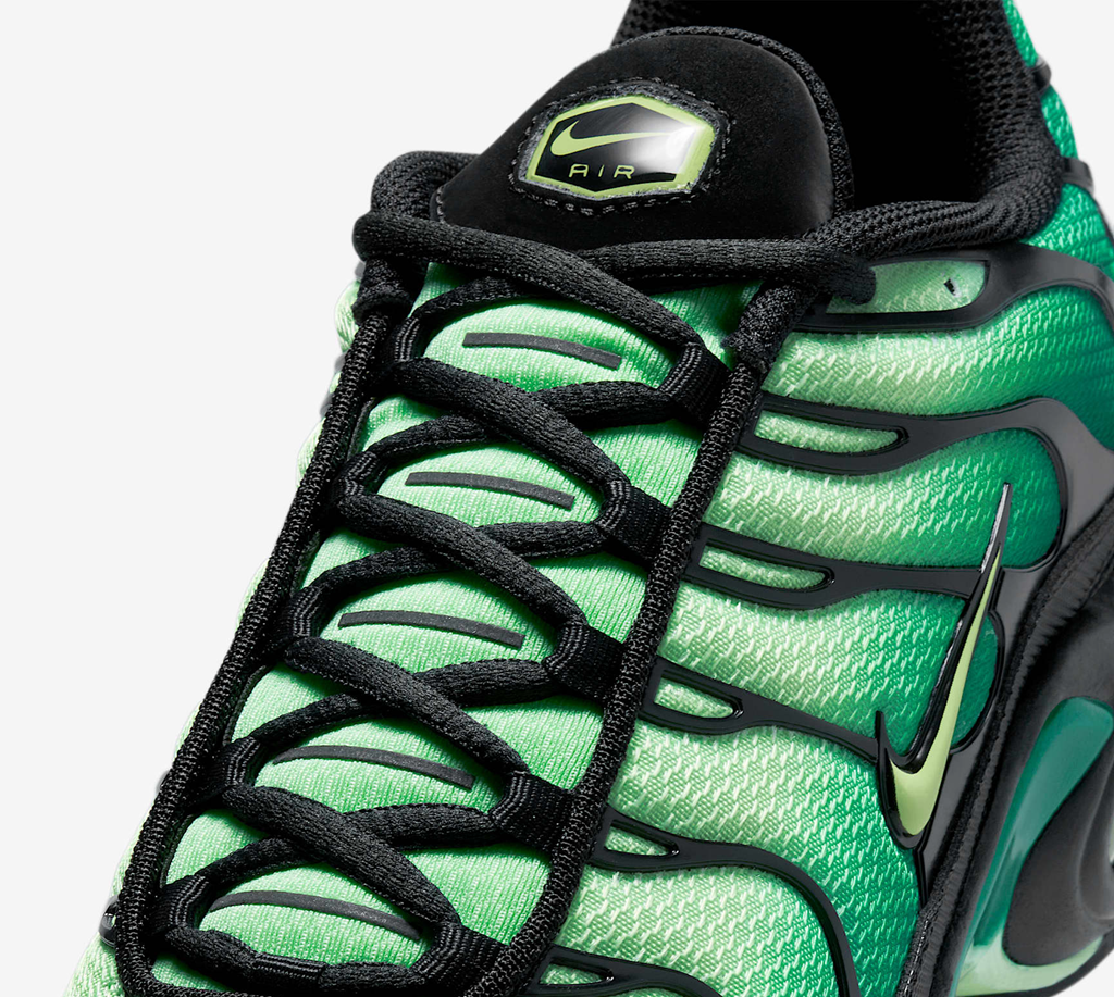 Alternative view of Giày Nike Air Max Plus ‘Vapor Green Malachite’ DM0032-301