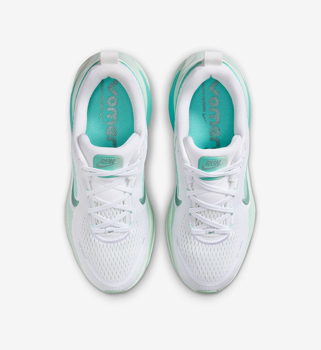 Alternative view of Nike Vomero 18 'White' HQ2157-106