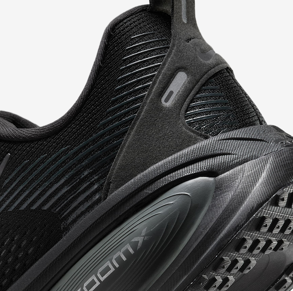 Giày Nike Vomero 18 'Triple Black' HM6803-005 - Ảnh 5