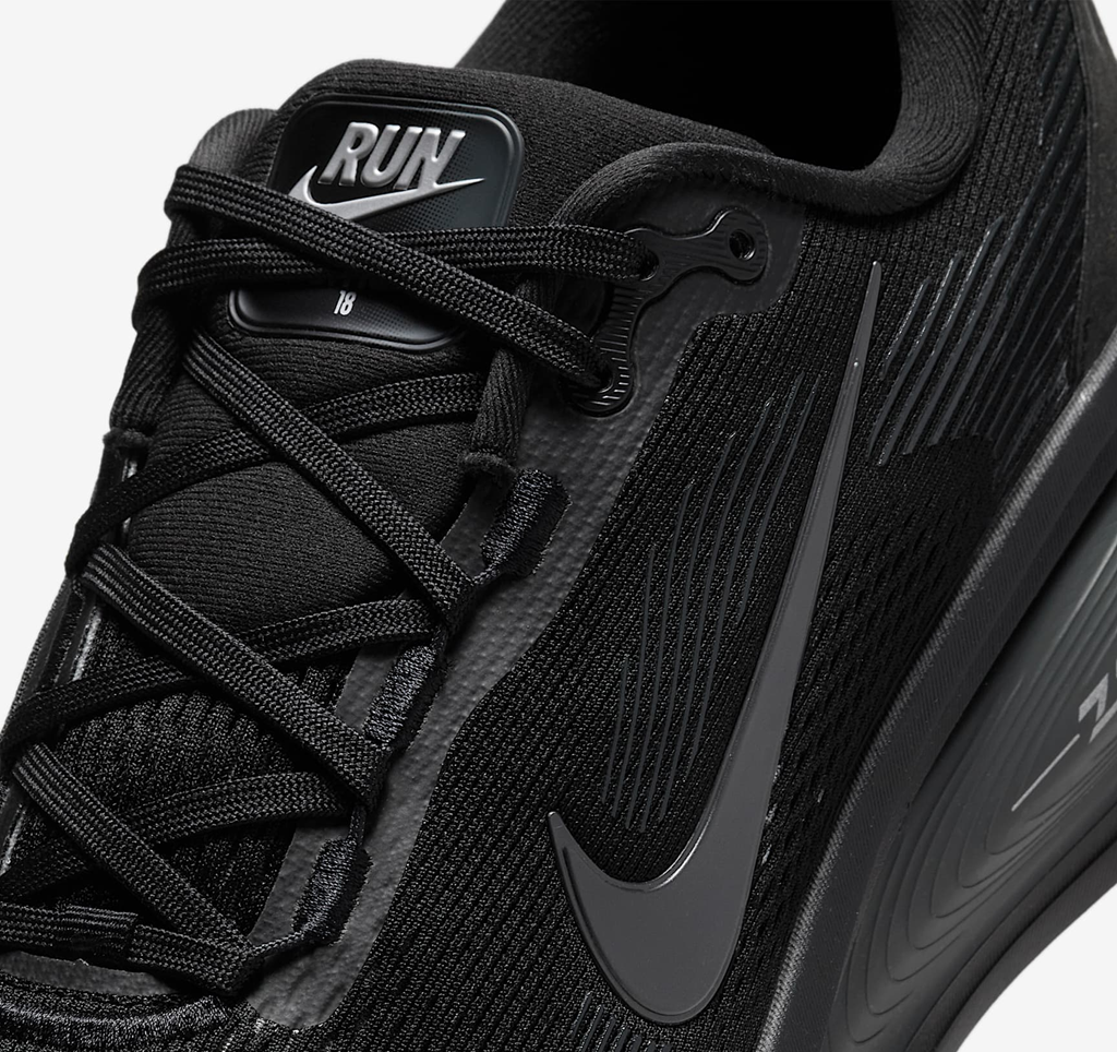 Giày Nike Vomero 18 'Triple Black' HM6803-005 - Ảnh 4