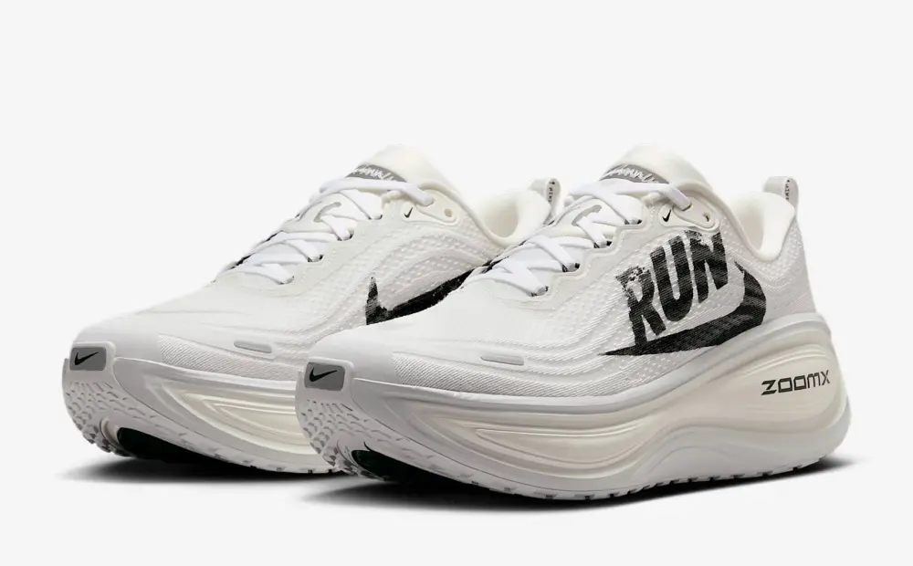 Alternative view of Giày Nike Vomero Plus ‘Run’ IH2268-100