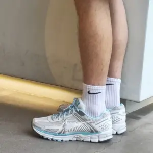 Giày Nike Air Zoom Vomero 5 ‘Ocean Bliss’ FN3432-001 - Ảnh 4