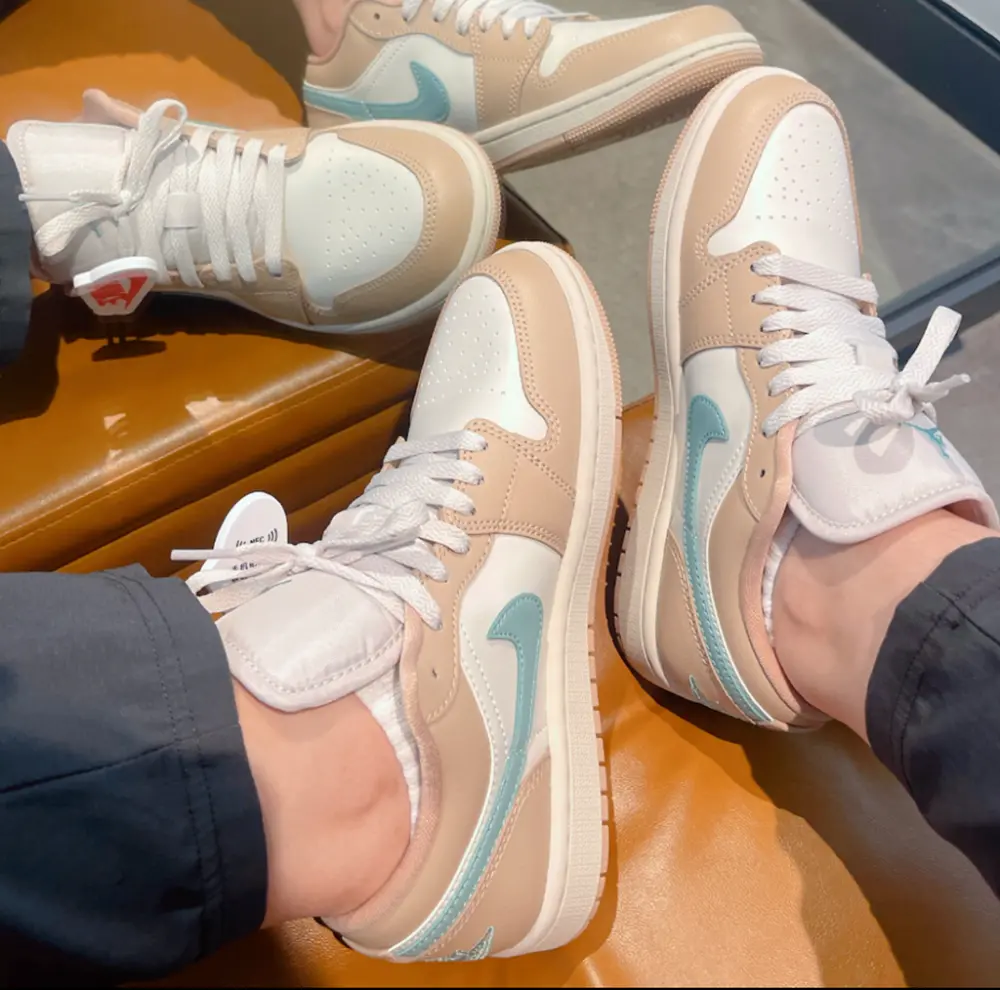 Giày Nike Air Jordan 1 Low ‘Light Brown’ DC0774-130 - Ảnh 4
