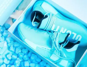 Alternative view of Giày Adidas Pharrell x NMD Human Race ‘Aqua’ GY0094