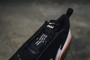 Giày Nike Wmns Air Max Up ‘Black Atomic Pink’ CT1928-001 - Ảnh 4