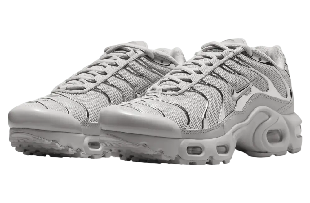 Alternative view of Giày Nike Air Max Plus ‘Light Iron Ore Gym Red Smoke’ FZ0977-001