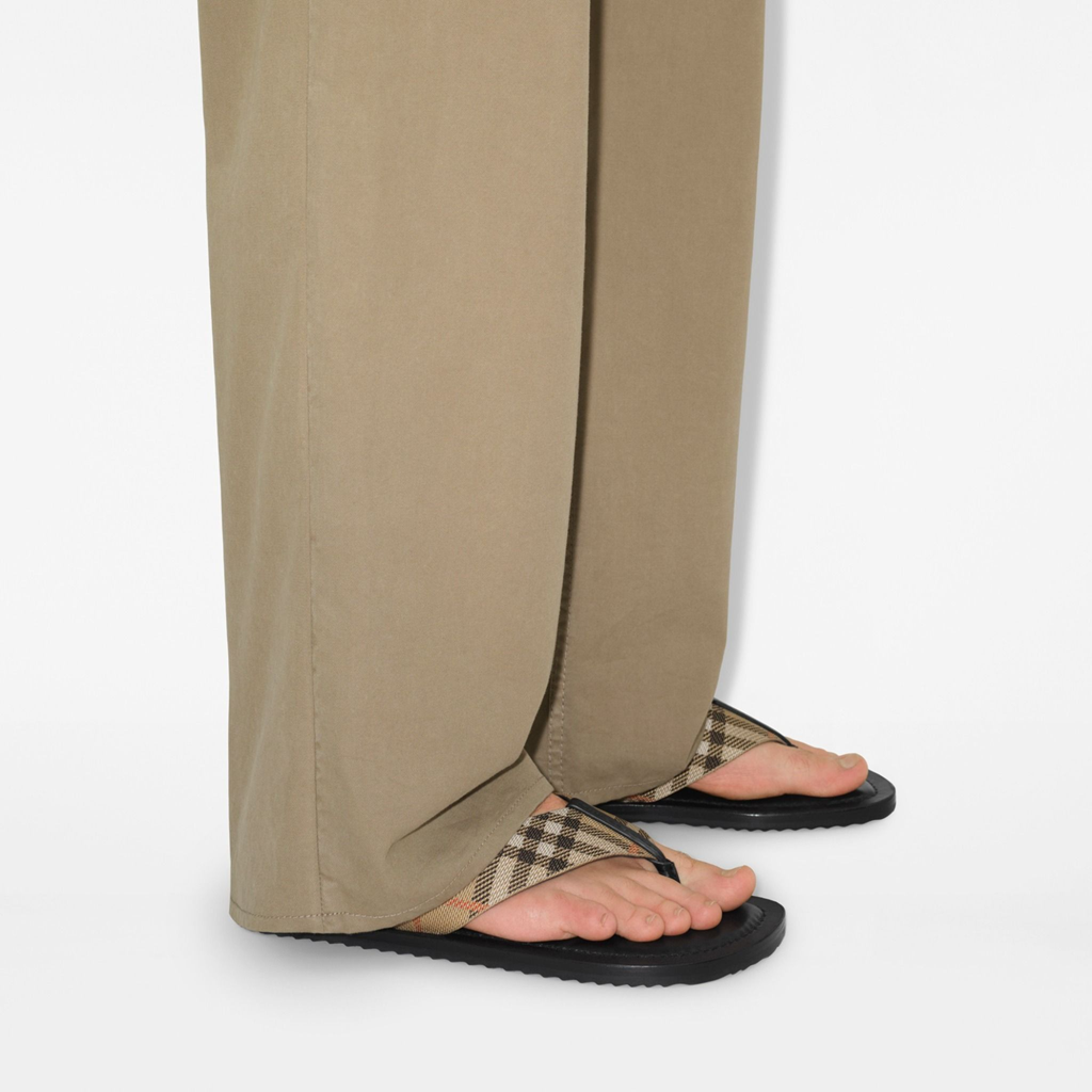 Alternative view of Dép Burberry Check Pavilion Sandals​ 'Sand' 81091621