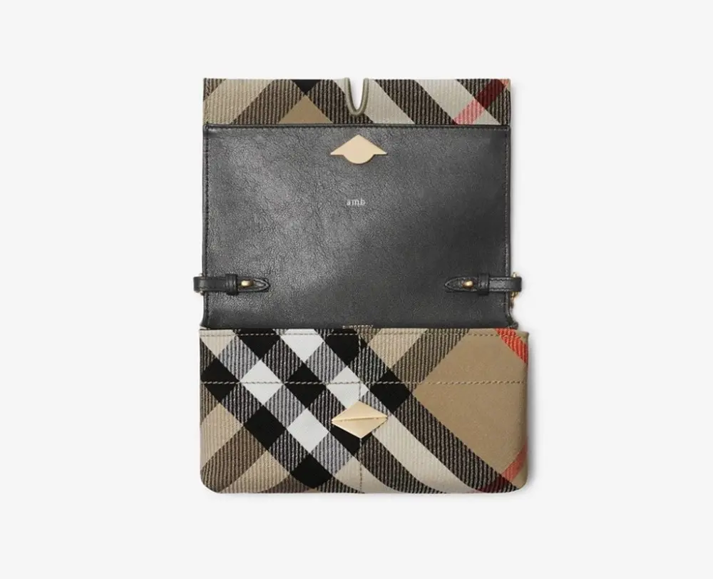 Túi Burberry Mini Snip Chain Bag ‘Sand’ 81036971 - Ảnh 4