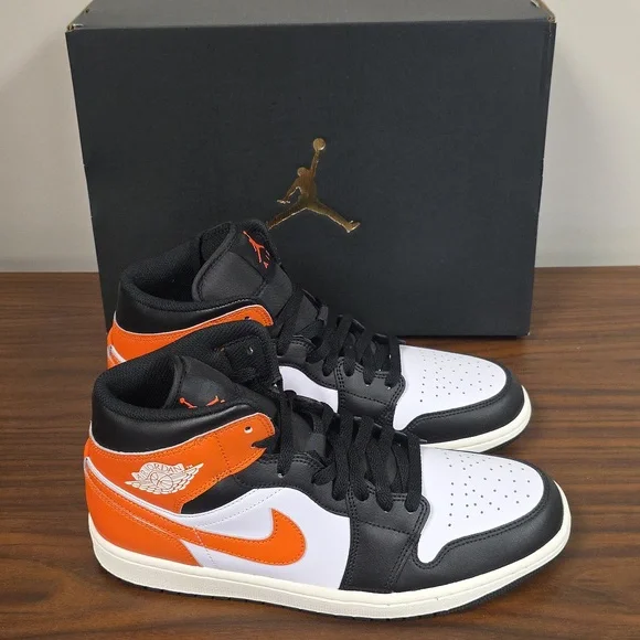 Giày Nike Air Jordan 1 Mid ‘Black Toe Starfish’ DQ8426-801 - Ảnh 8