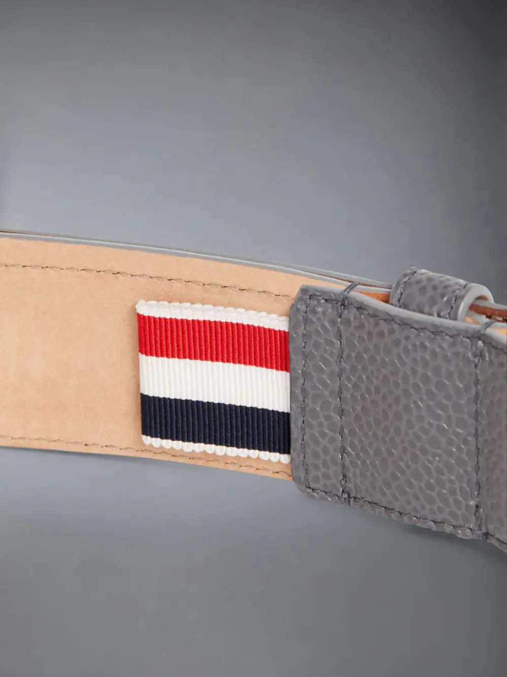 Thắt Lưng Thom Browne Pebble Grain 4-bar 'Grey' MCX049A-00198-025 - Ảnh 3