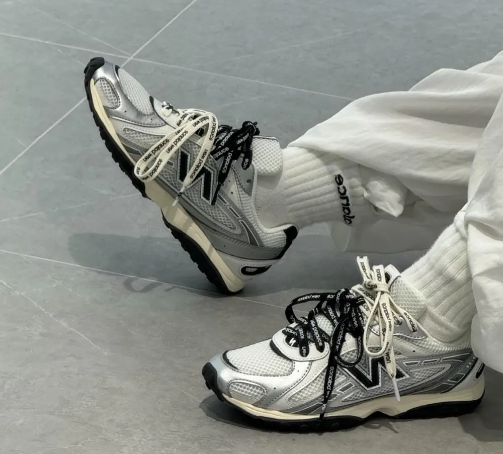 Alternative view of Giày New Balance 204L ‘Silver Metallic Navy’ U204LSWD