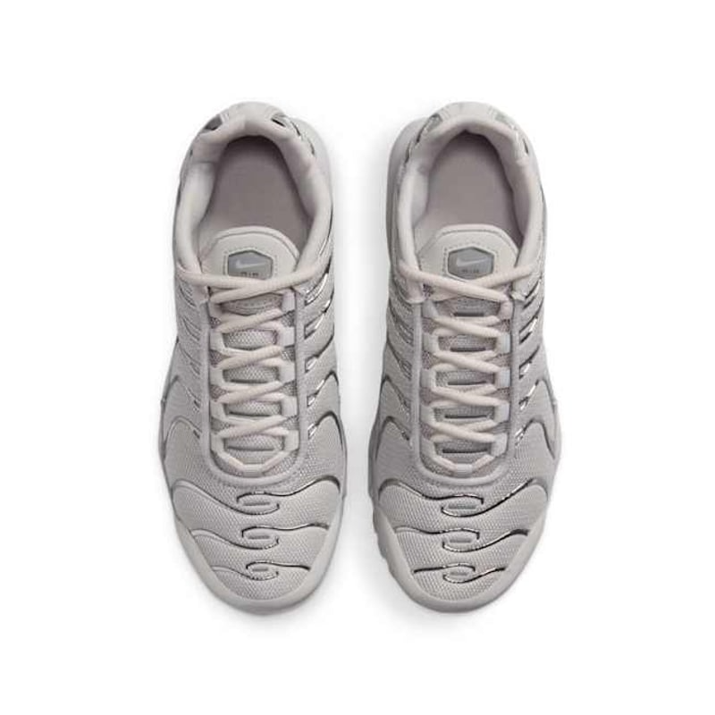 Giày Nike Air Max Plus ‘Light Iron Ore Gym Red Smoke’ FZ0977-001 - Ảnh 4