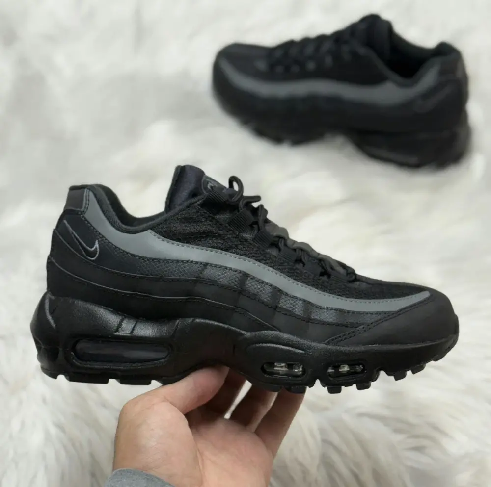 Giày Nike Air Max 95 Junior 'Black' HV2539-001 - Ảnh 5