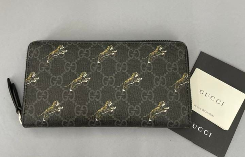 Alternative view of Ví Gucci Tiger Print Zip Around Wallet GG Zip Around 'Black' 575135-G2BAN-1087