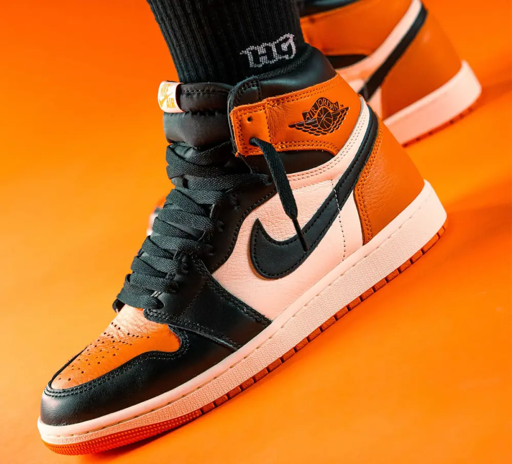 Giày Nike Air Jordan 1 ‘Shattered Backboard’ DZ5485-008 - Ảnh 6
