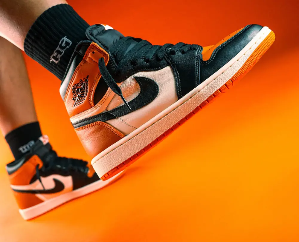 Giày Nike Air Jordan 1 ‘Shattered Backboard’ DZ5485-008 - Ảnh 5