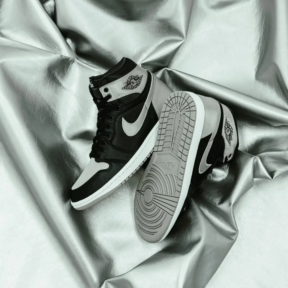 Giày Nike Air Jordan 1 High OG “Satin Shadow FD4810-010 - Ảnh 6