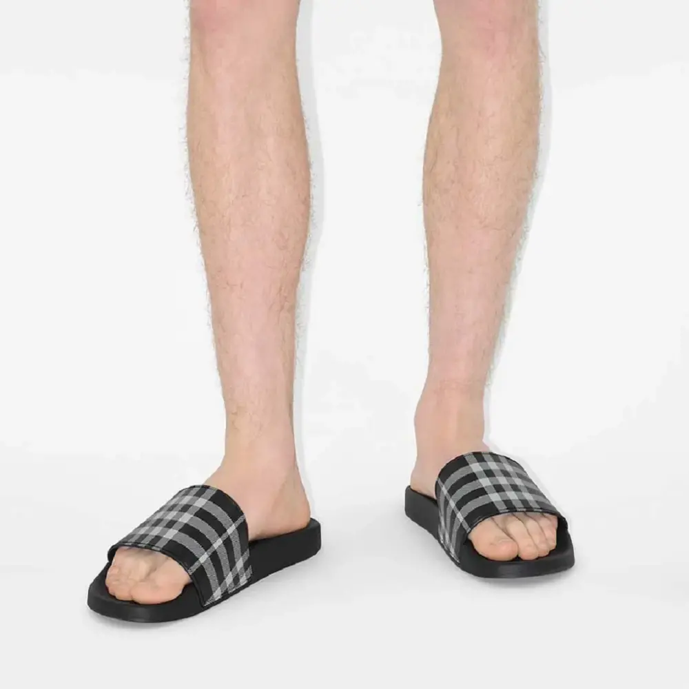 Dép Burberry Check Slides 'Black Calico' 81075141 - Ảnh 5