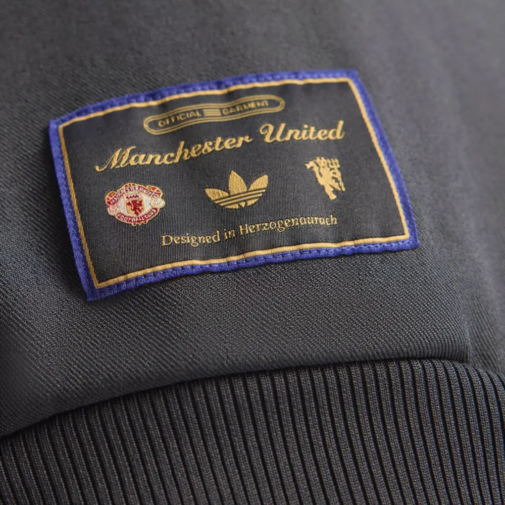 Alternative view of Áo Adidas Manchester United ‘Grey’ JN2816