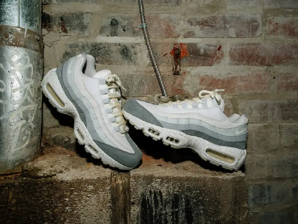 Giày Nike Air Max 95 'Light Bone GID' DV2593-100 - Ảnh 4