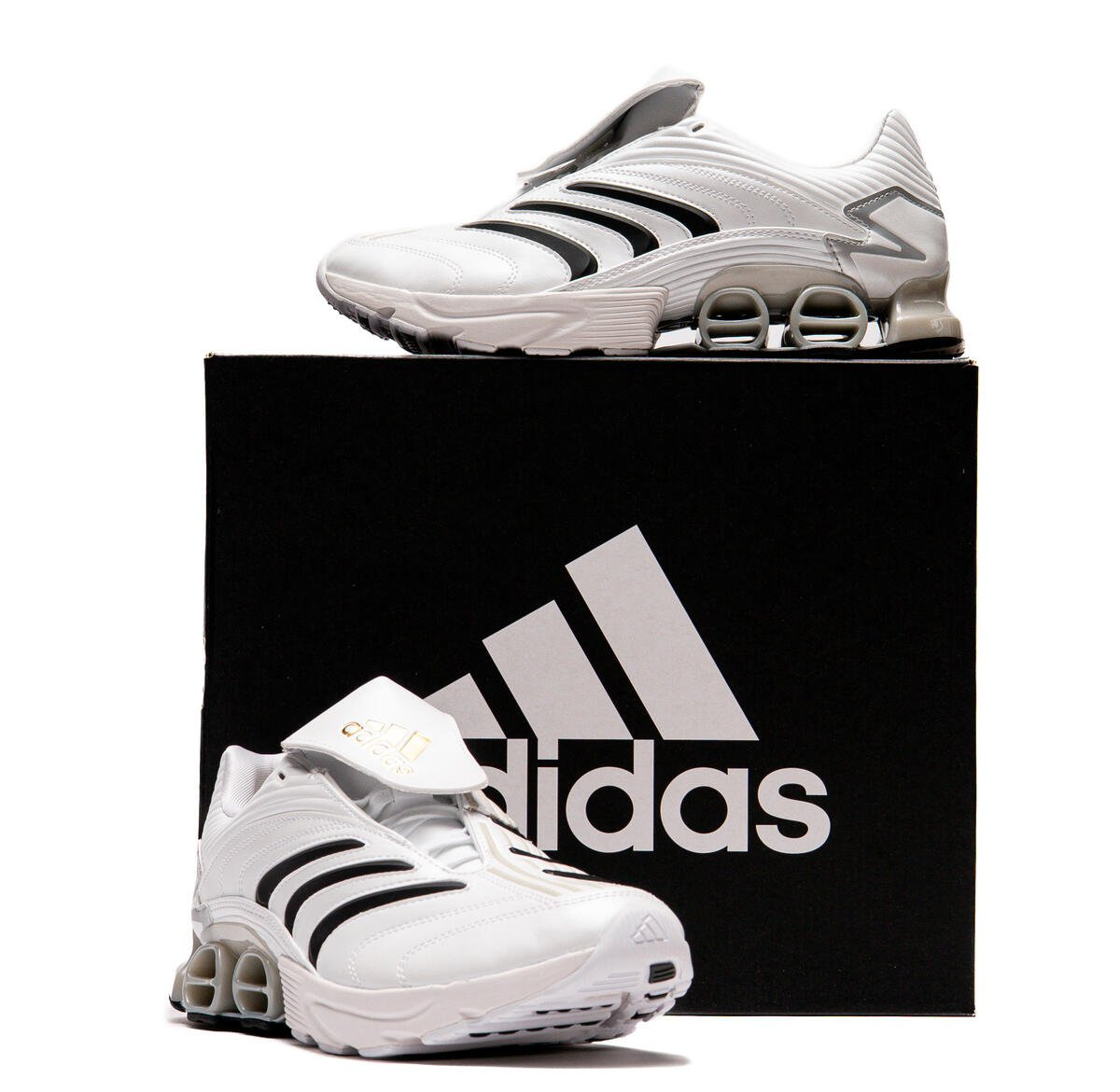 Alternative view of Giày Adidas Predator Megaride ‘White Black’ JP7121