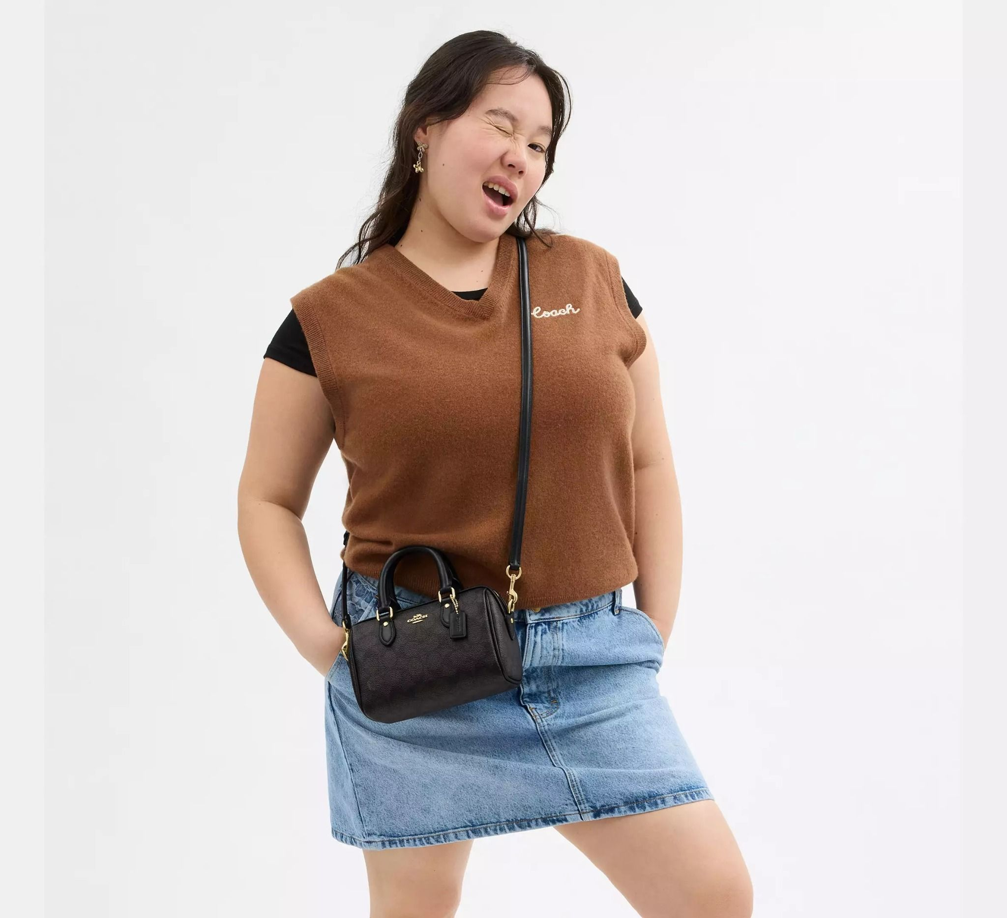 Alternative view of Túi Coach Mini Rowan Crossbody ‘Walnut’ CW329-IMXAQ
