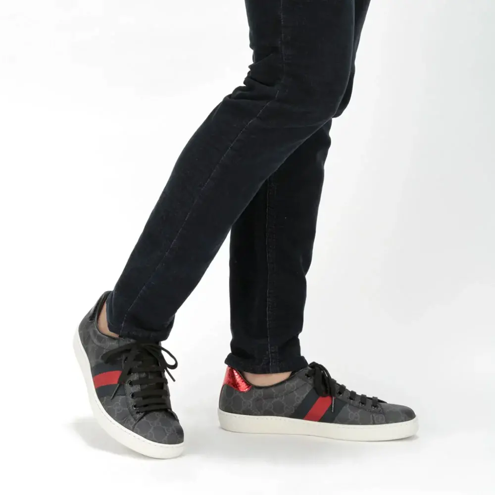 Alternative view of Giày Gucci Ace GG Supreme 'Black Grey' 429445-K2LH0-1130