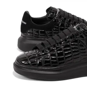 Giày Alexander McQueen Oversized Sneaker ‘Black Crocodile’ 625173-W4MU1-1000 - Ảnh 2