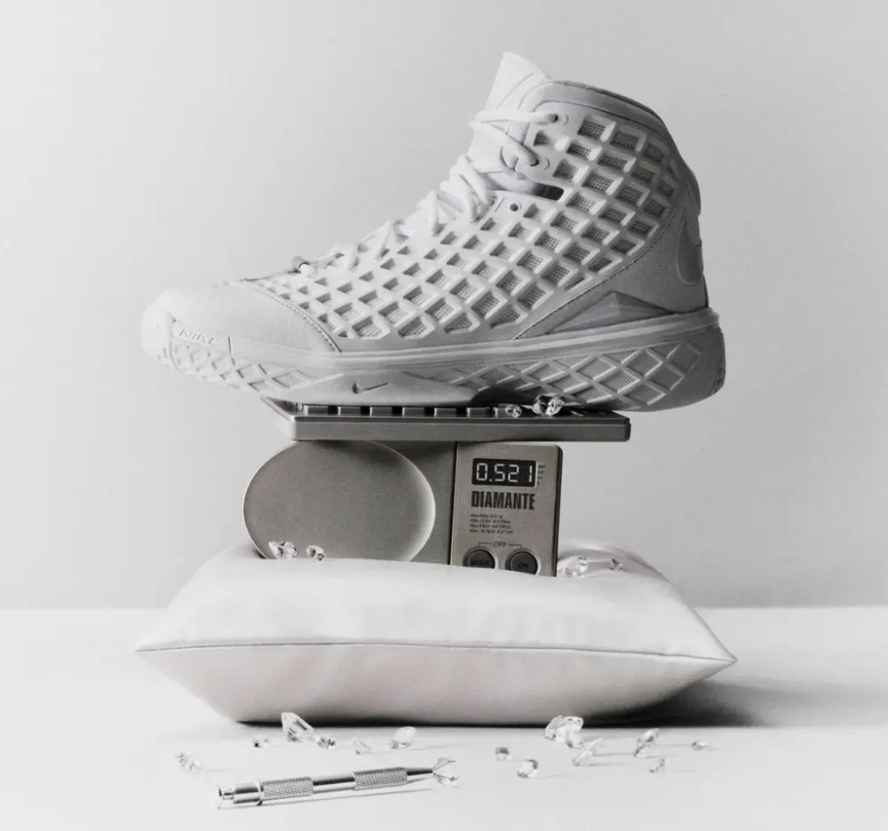 Alternative view of Giày Nike Kobe 3 Protro ‘Halo’ HQ9153-100