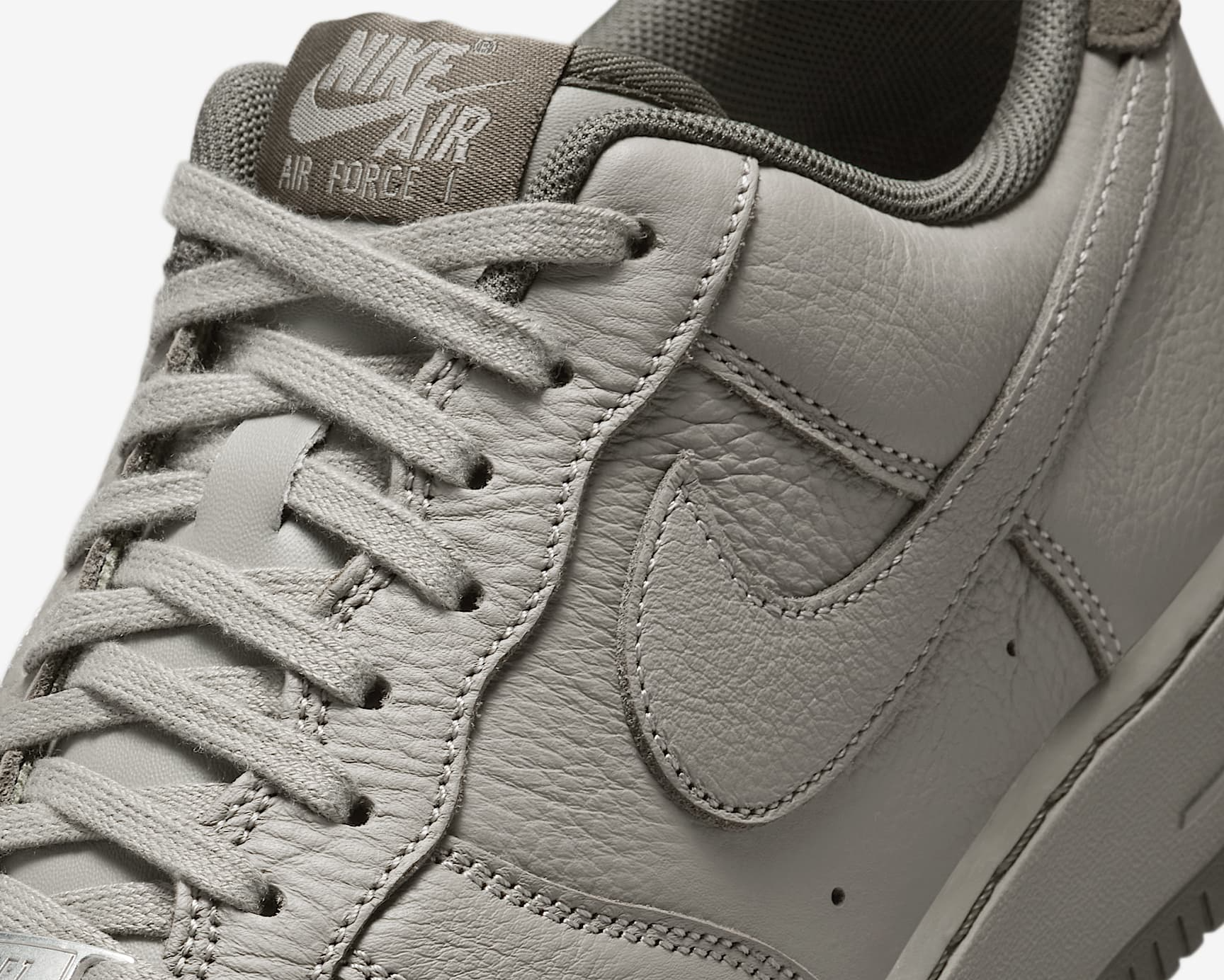 Alternative view of Giày Nike Air Force 1 Low ’07 LV8 ‘Light Army’ HM9483-300
