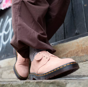 Alternative view of Giày Dr.Martens Smiths Suede Dress ‘Peach Beige’ 30564329